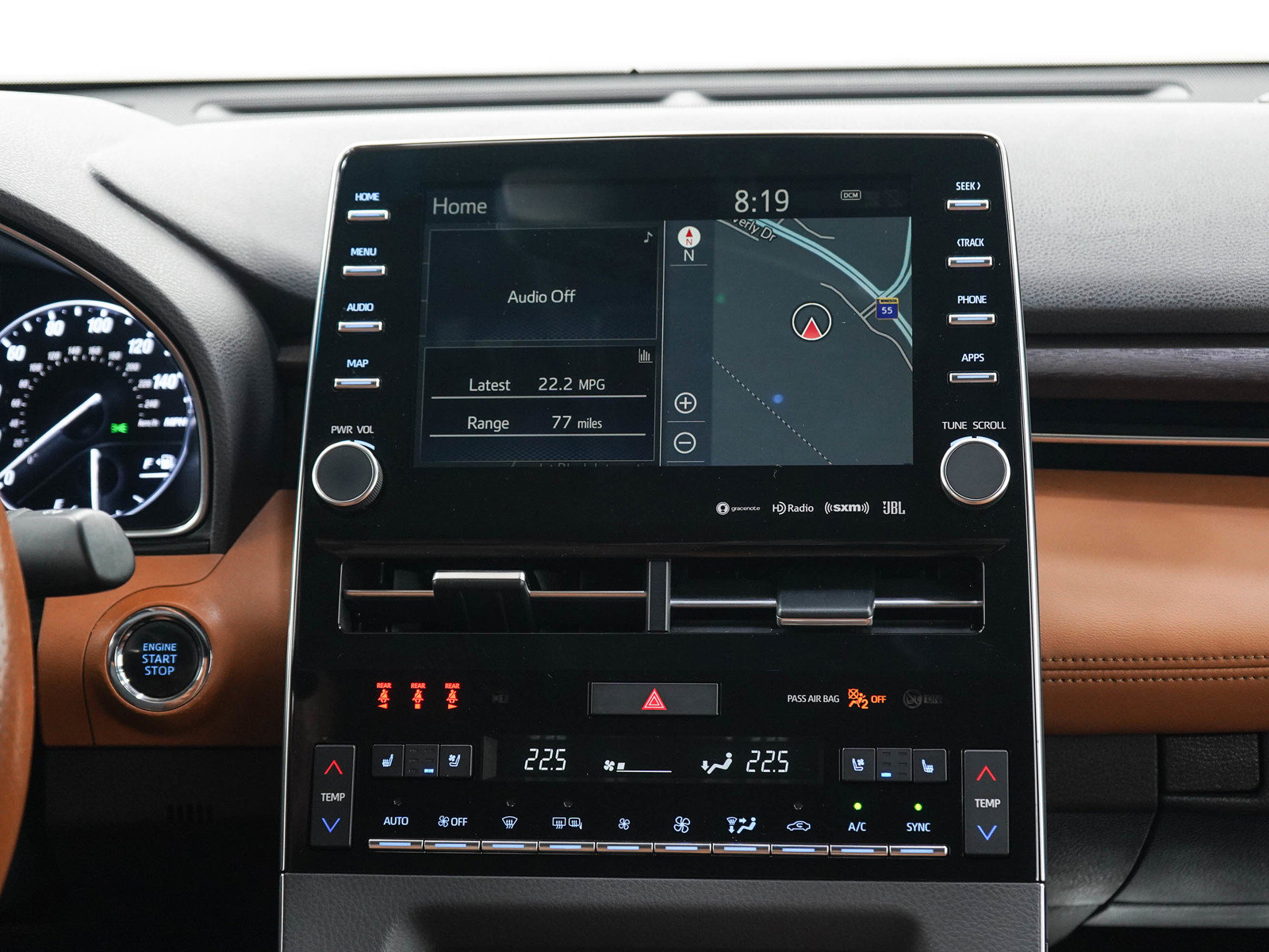 Used 2019 Toyota Avalon Limited FWD image 15