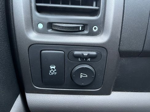 Used 2010 Honda CR-V EX image 26