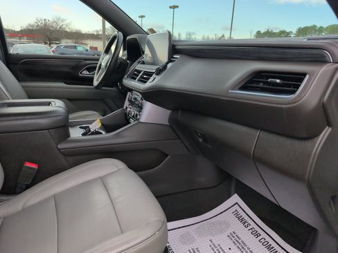 Used 2021 GMC Yukon SLT image 11