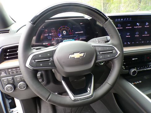 New 2026 Chevrolet Tahoe High Country AWD/4WD image 12