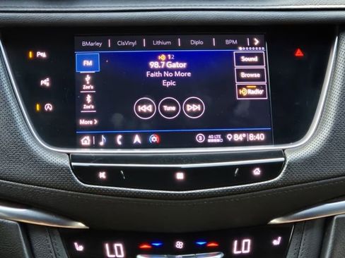 Used 2020 Cadillac XT5 Premium Luxury FWD image 18