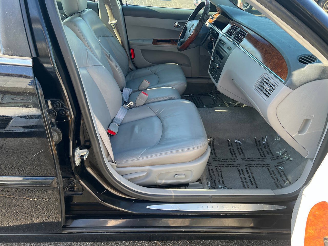 Used 2006 Buick LaCrosse CXL w/ Driver Confidence Package FWD image 25