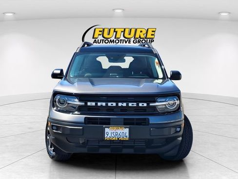 Certified 2023 Ford Bronco Sport Outer Banks w/ Tech Package AWD/4WD image 2