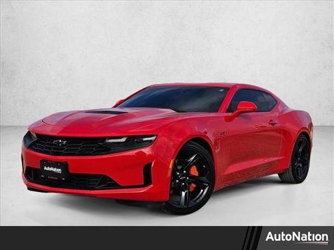 Used 2021 Chevrolet Camaro LT image 1