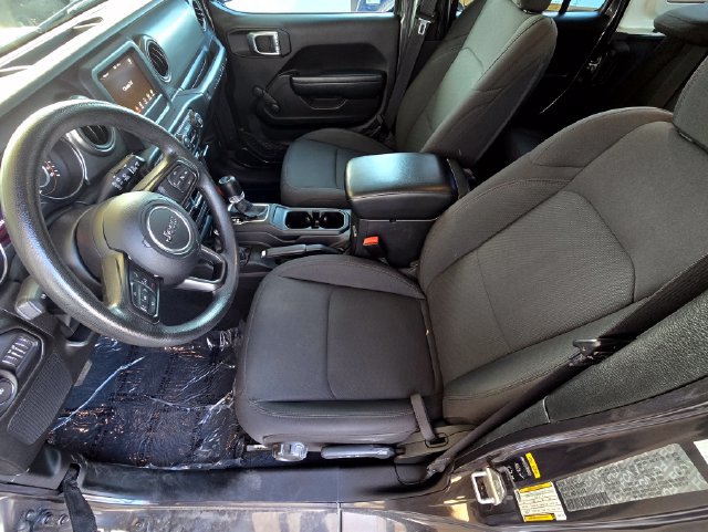 Certified 2022 Jeep Wrangler Unlimited Sport AWD/4WD image 18
