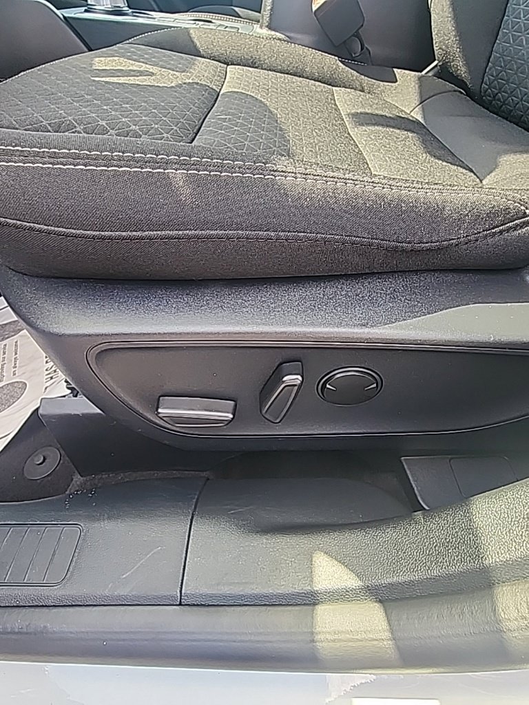 Used 2024 Ford Escape Active AWD/4WD image 19