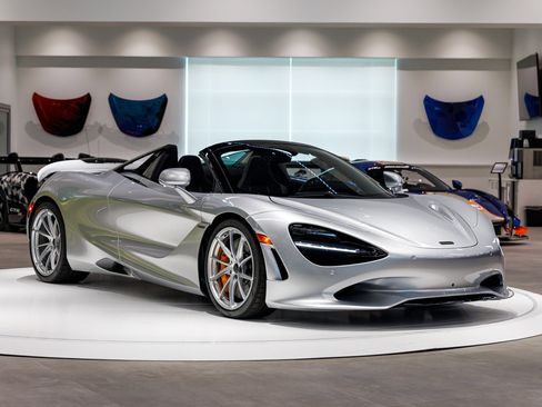 New 2026 McLaren 750S Spider image 11