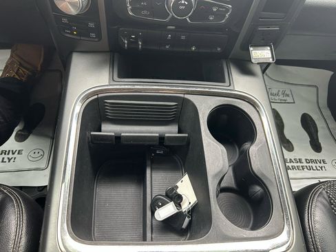 Used 2016 RAM 1500 Sport image 28