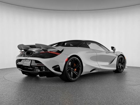 New 2026 McLaren 750S Spider image 6