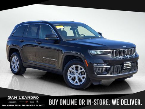 Certified 2023 Jeep Grand Cherokee Limited w/ Luxury Tech Group II RWD image 1