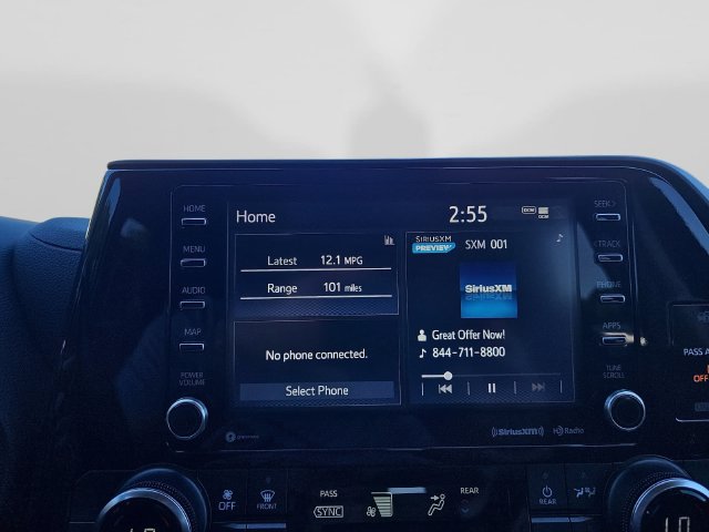 Used 2022 Toyota Highlander LE FWD image 24