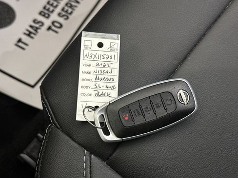 Certified 2025 Nissan Murano SL image 35