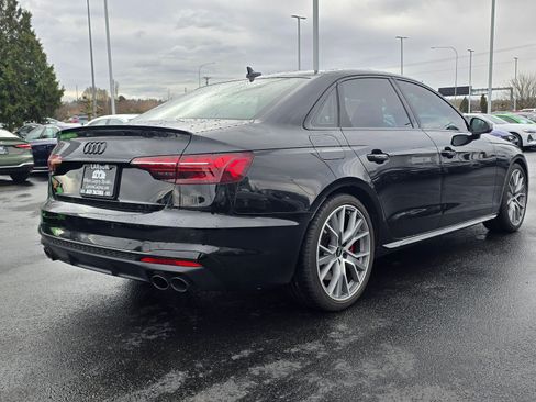 Used 2023 Audi S4 Premium Plus w/ Premium Plus Package image 6