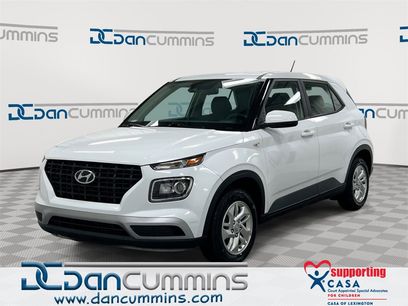 Used 2023 Hyundai Venue SE w/ Cargo Package