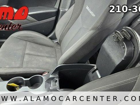 Used 2013 Hyundai Veloster RE:MIX Edition FWD image 32