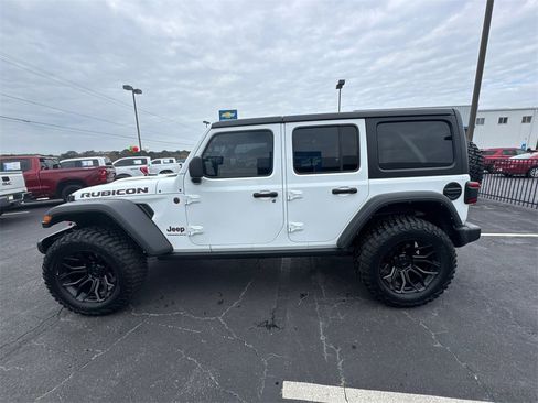 Used 2024 Jeep Wrangler Unlimited Rubicon image 9