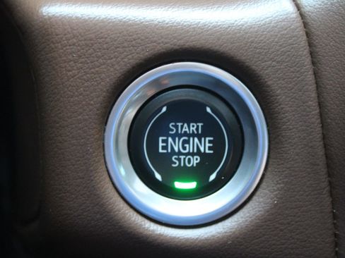 Used 2023 Chevrolet Tahoe High Country RWD image 41