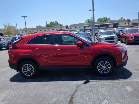 Used 2025 Mitsubishi Eclipse Cross ES AWD/4WD image 5