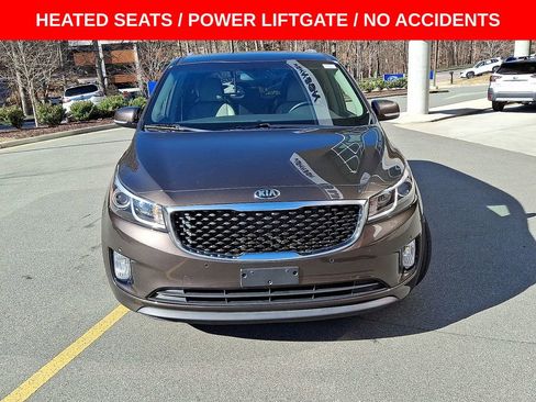 Used 2017 Kia Sedona EX image 29