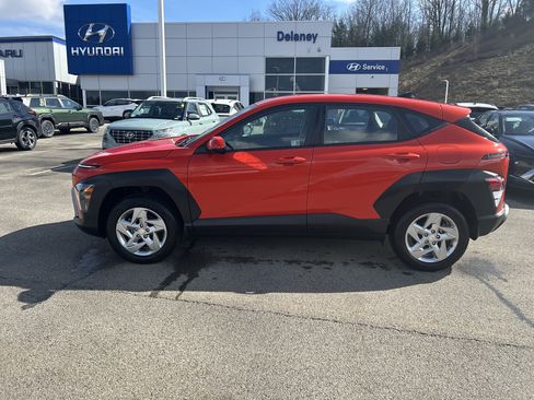 Used 2025 Hyundai Kona SE image 20