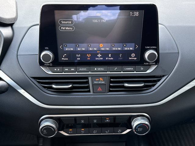 Certified 2025 Nissan Altima 2.5 S FWD image 13