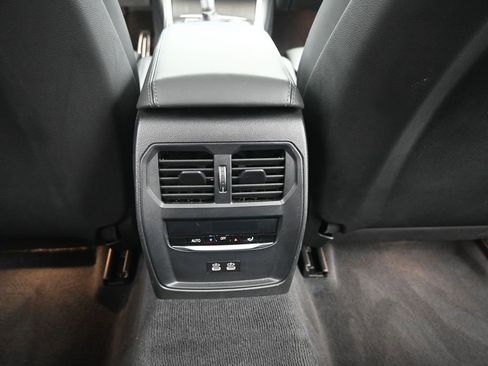 Used 2023 BMW M3 image 41