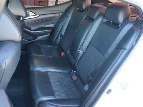 Used 2019 Nissan Maxima SR w/ Premium Package image 37