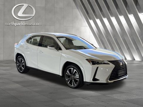 Certified 2026 Lexus UX 300h FWD w/ Accessory Package (Z1) image 5