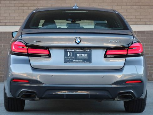 Used 2023 BMW 540i xDrive w/ M Sport Package AWD/4WD image 10