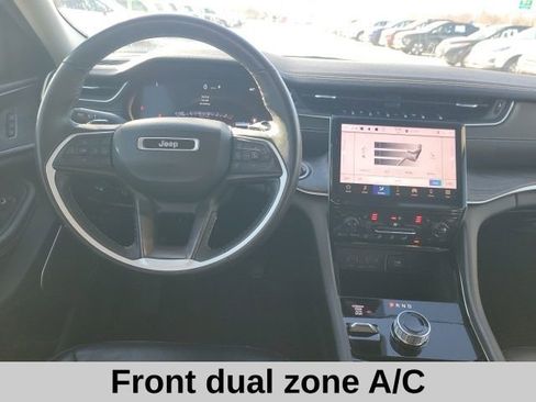 Used 2022 Jeep Grand Cherokee Limited image 4