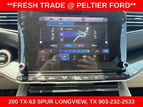 Used 2024 Jeep Wagoneer L 4WD w/ Premium Group I image 29