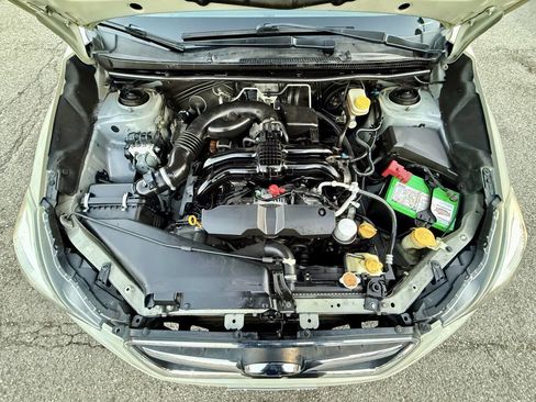 Used 2014 Subaru Crosstrek 2.0i Limited w/ Popular Package #2 image 19