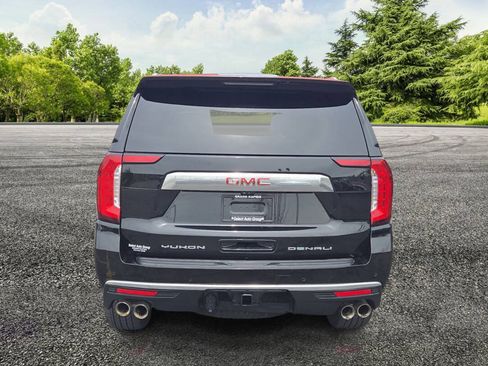 Used 2021 GMC Yukon Denali w/ Advanced Technology Package AWD/4WD image 6