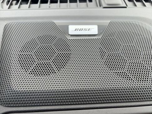 Certified 2024 GMC Canyon Denali image 30