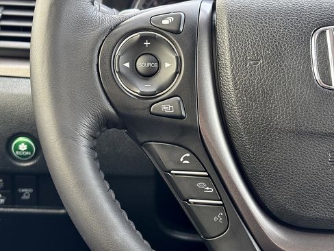 Certified 2023 Honda Ridgeline RTL image 32