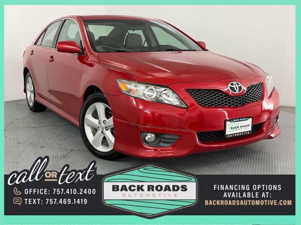 Used 2011 Toyota Camry SE w/ SE Extra-Value Pkg #1 FWD image 1