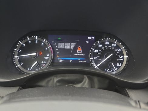Used 2020 Toyota Highlander XLE FWD image 16