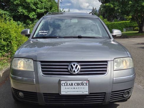 Used 2004 Volkswagen Passat GLS FWD image 10