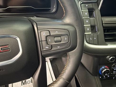 Used 2024 GMC Yukon AT4 w/ Technology Package AWD/4WD image 18