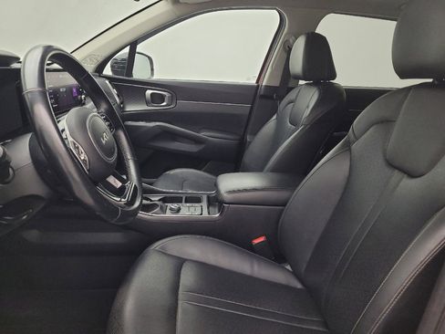 Used 2023 Kia Sorento S w/ Panoramic Sunroof Package FWD image 17