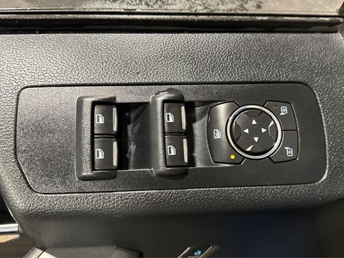 Used 2018 Ford F150 XLT w/ Equipment Group 302A Luxury image 17