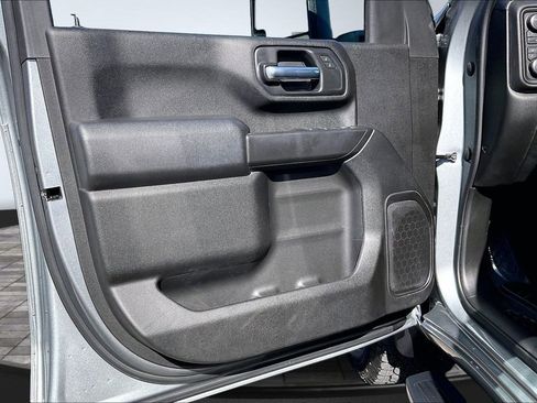 Used 2024 Chevrolet Silverado 2500 Custom w/ Custom Value Package image 23