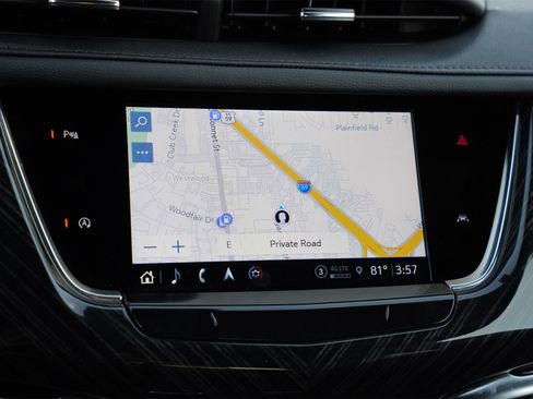 Certified 2025 Cadillac XT6 Premium Luxury image 12