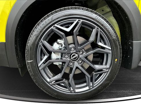 New 2026 Nissan Kicks SR w/ Cold Weather Package image 13