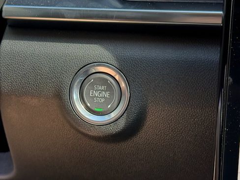 New 2026 GMC Terrain Denali w/ LPO, Floor Liner Package AWD/4WD image 34