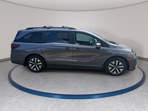 Used 2026 Honda Odyssey EX-L image 4