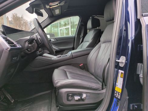 Used 2024 BMW X6 M60i w/ Executive Package image 15