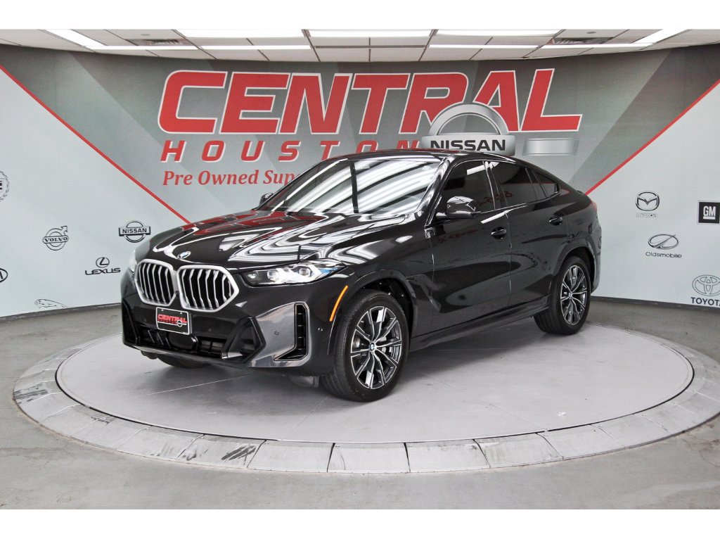 Used 2024 BMW X6 xDrive40i w/ Premium Package AWD/4WD image 2