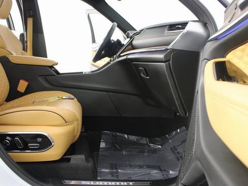 Used 2023 Jeep Grand Cherokee L Summit w/ Advanced Protech Group IV image 27