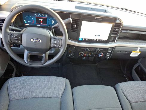 New 2026 Ford F250 XLT w/ XLT Premium Package image 9